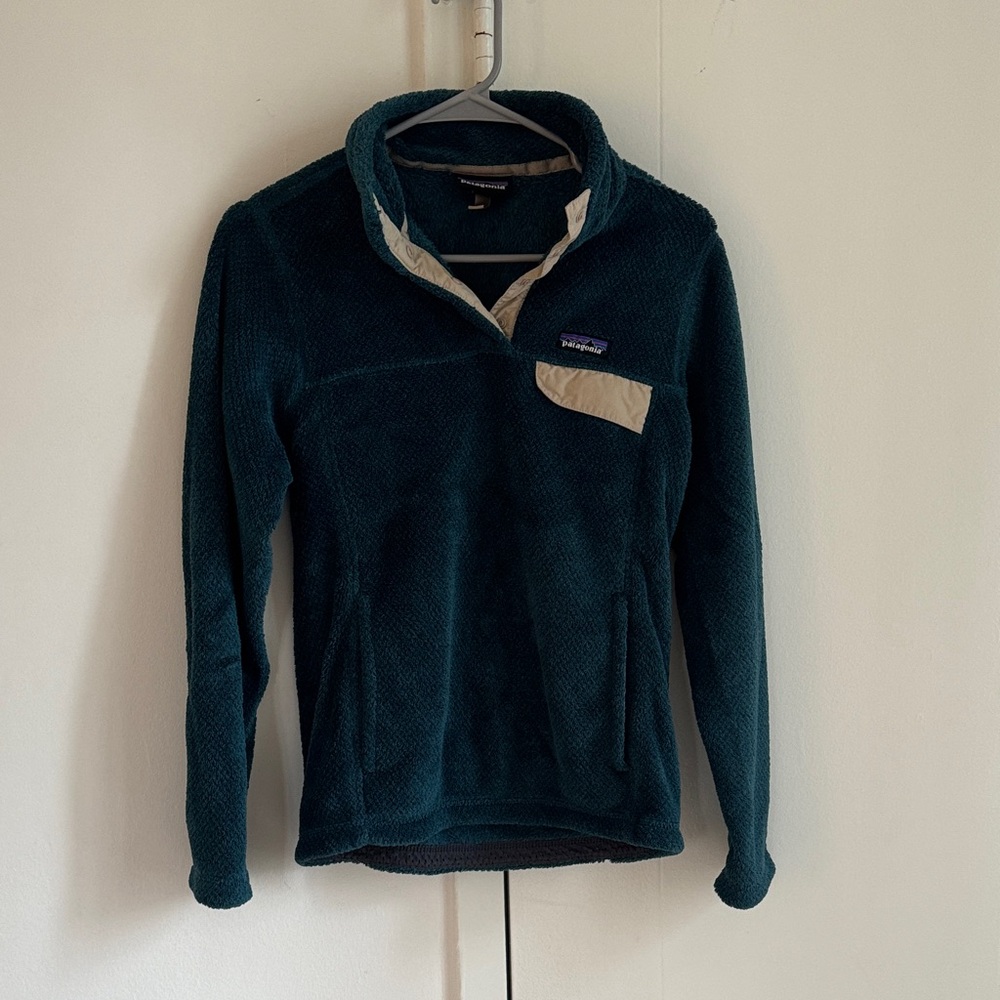 Patagonia Teal Fleece with Cream Details